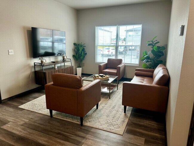 Foto del edificio - 2411 S Jackson Ave