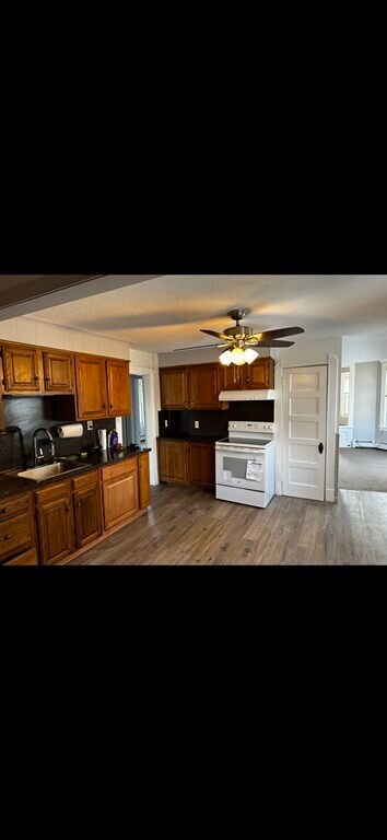 Foto del edificio - 24 Monroe St