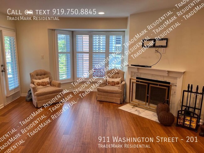 Building Photo - 2 Bedroom 2 Bath Condo in Bishop Park!