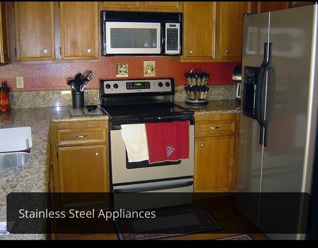 Kitchen - 10911 Draco Rd