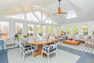 Building Photo - 1137 Springs Fireplace Rd