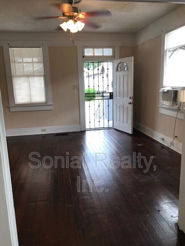 Building Photo - 1618 Abundance St