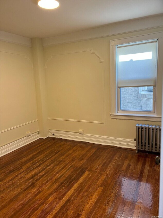 502450206 206th St, Queens, NY 11364 House Rental in Queens, NY