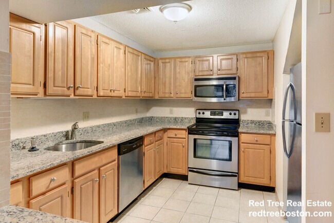 Photo - 1079 Commonwealth Ave Apartment