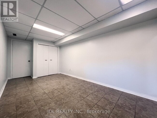 Building Photo - 1 Shadberry Dr
