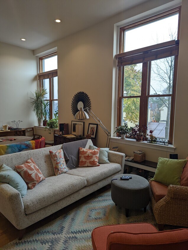 Foto principal - 122 Sharon St