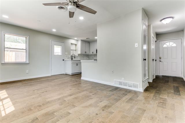 Foto del edificio - 507 Valentine Ln