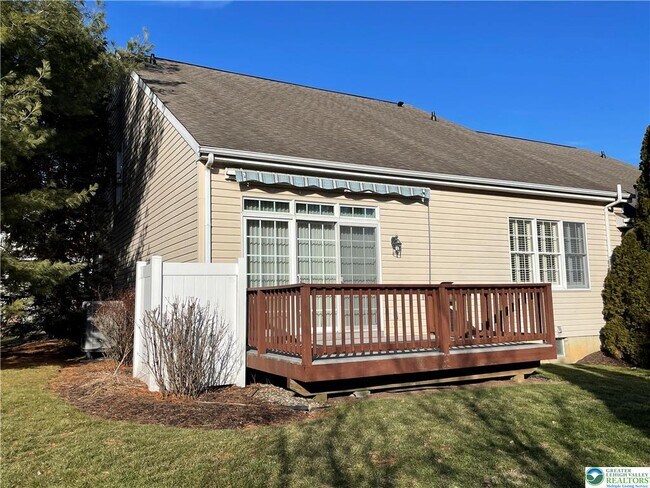 Foto del edificio - 2322 Fox Meadow Dr