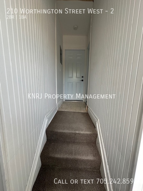 Building Photo - Two Bedroom Apartment Second Floor (KNRJ)