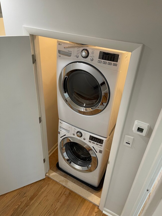 Photo - 2321 Sansom St Apartment