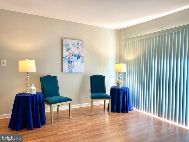 Foto del edificio - 17817 Buehler Rd