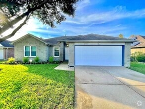 Building Photo - 6935 Creek Village Dr