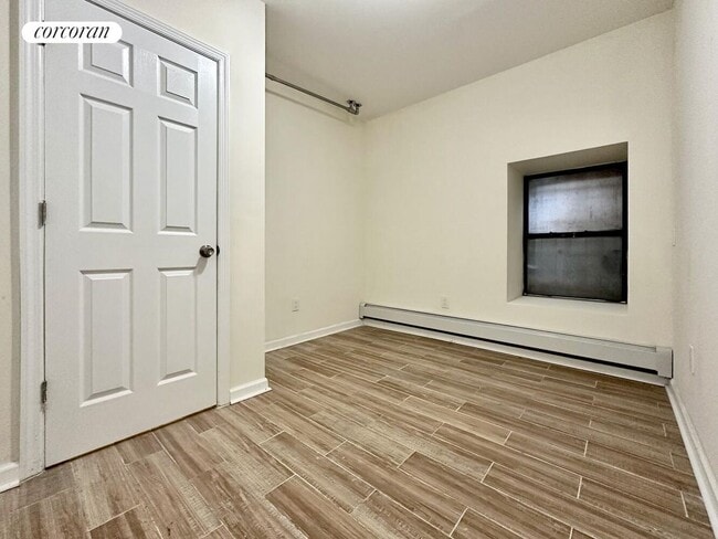 Building Photo - 200 W 119th St