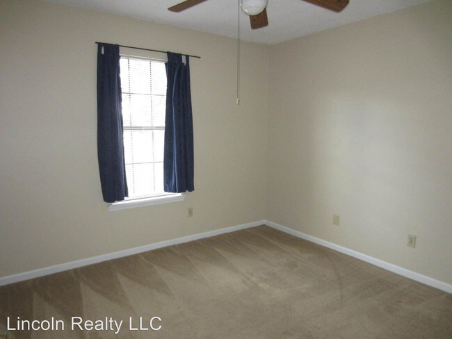 Building Photo - 3 br, 2 bath House - 3906 N Forrest Street