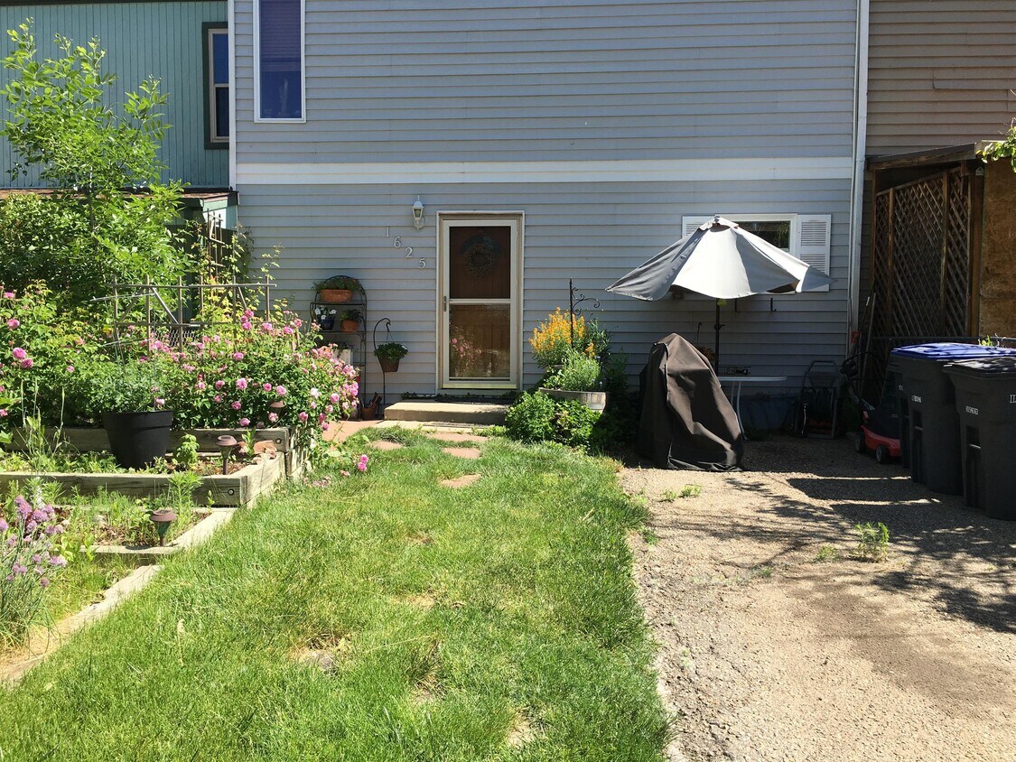 1625 Longbow Ct, Lafayette, CO 80026 Townhome Rentals in Lafayette CO