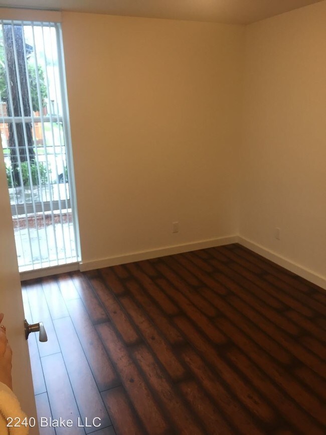 Foto del edificio - 2240 Blake St