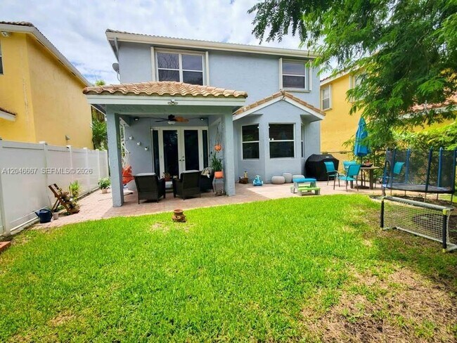 Foto del edificio - 15751 SW 20th St