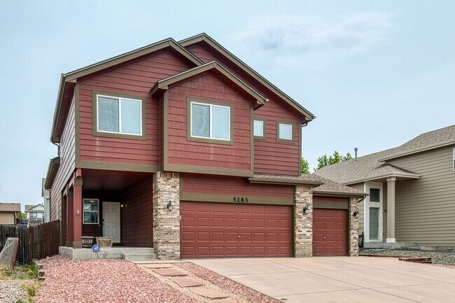 Foto del edificio - Beautiful home with 4 bedrooms, 2 1/2 bathrooms, 3-car garage in cul-de-sac available for $2,350