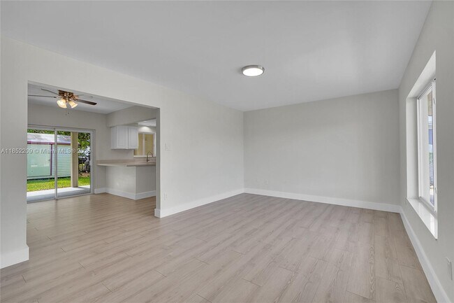 Foto del edificio - 14312 SW 110th Ave