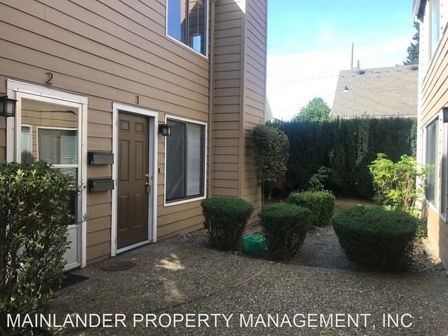 Building Photo - 2 br, 1 bath House - 1611 SE NEHALEM ST #1