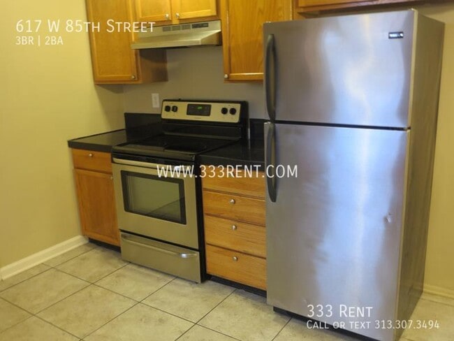 Building Photo - 617 W 85th St