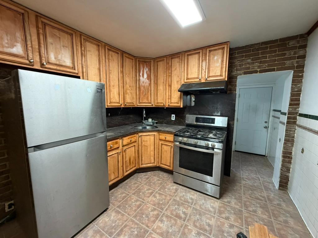 Primary Photo - 2603 S Fairhill St