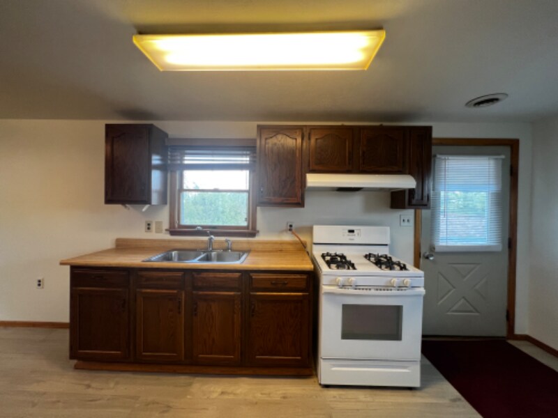 1584 N Main St Unit c, Washington, PA 15301 Apartment for Rent in