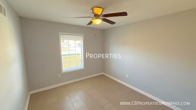 Foto del edificio - 3494 Cane Ridge Dr