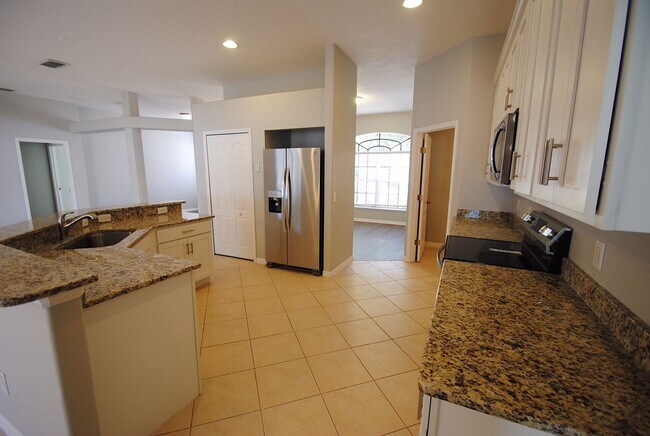 Foto del edificio - 1917 Big Cypress Dr