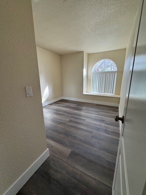 Foto del edificio - 9325 W Desert Inn Rd