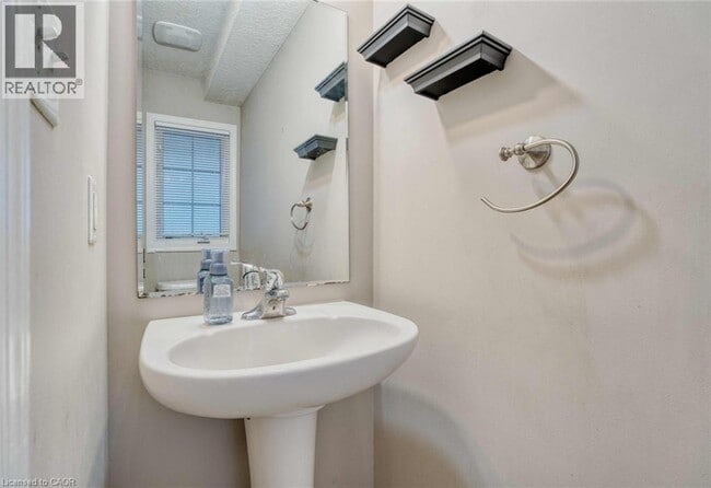 Building Photo - 3045 Springmeadow Road