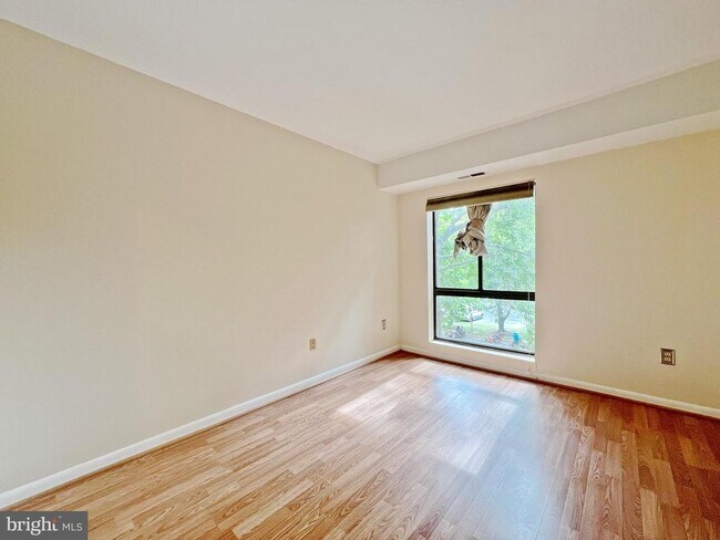 Foto del edificio - 13145 Dairymaid Dr