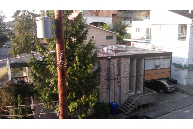 Foto del edificio - 3521 S Leschi Pl