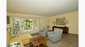 Building Photo - 524 Laurel Lake Rd