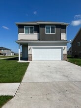 Building Photo - 1102 46th Ave S