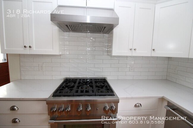 Building Photo - 3 Bedroom Single Family Home- Great Location