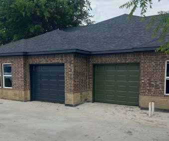 Building Photo - 221 San Angelo Ave