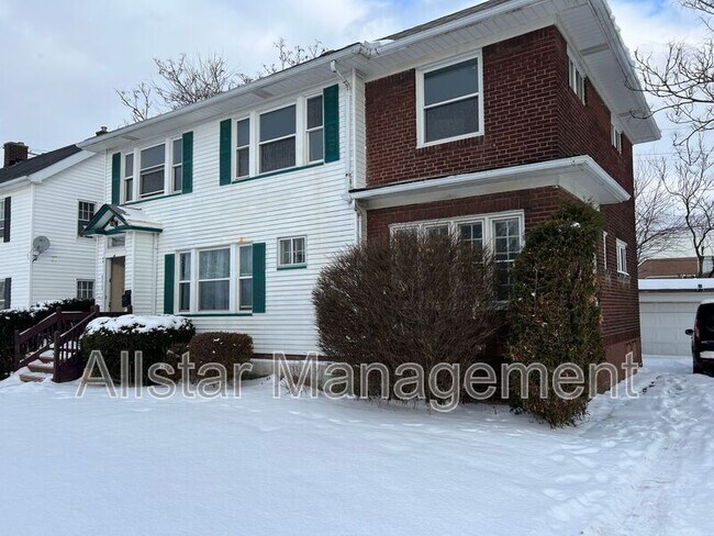 Foto del edificio - 4859 E 97th St