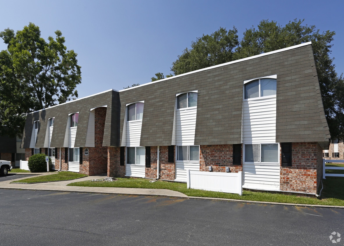 Hanover Landing Apartments Wilmington, NC