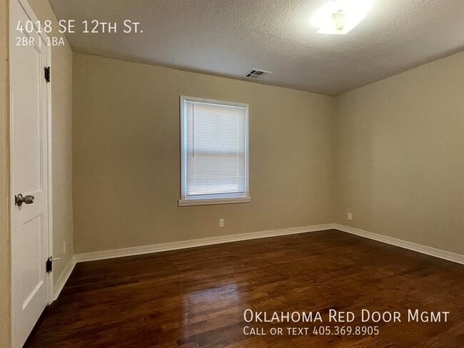 Building Photo - 4018 SE 12th St