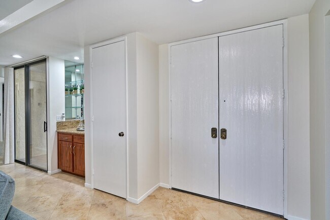 Foto del edificio - 39810 Bedford Dr