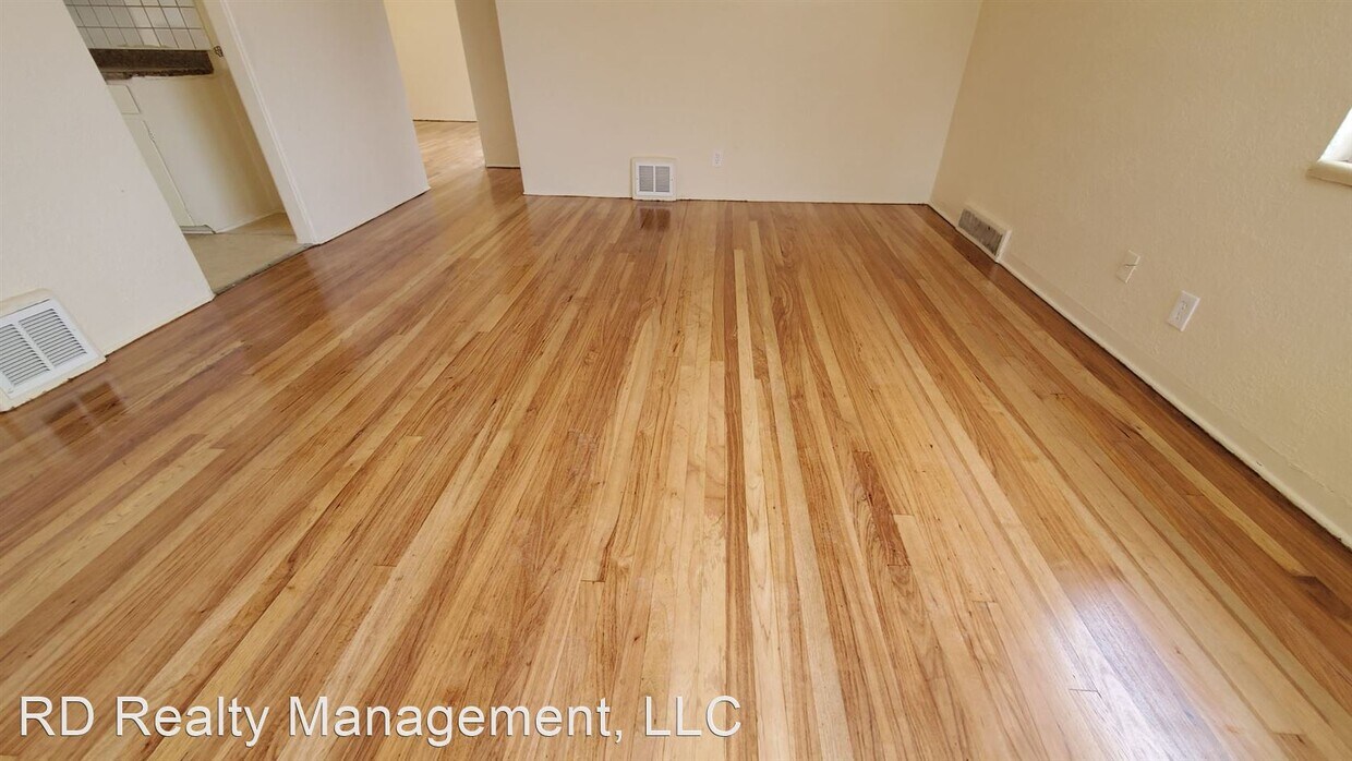 Foto principal - 1581 Nome St