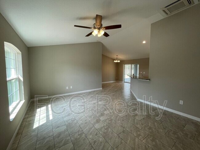 Foto del edificio - 15677 SW 37th Cir