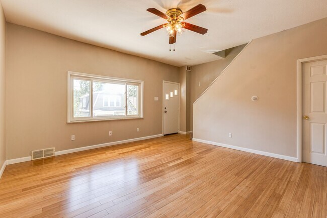 Foto del edificio - 224 Seward St