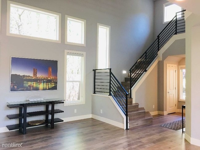 Foto del edificio - 4 br, 3 bath House - 5018 Knights Way