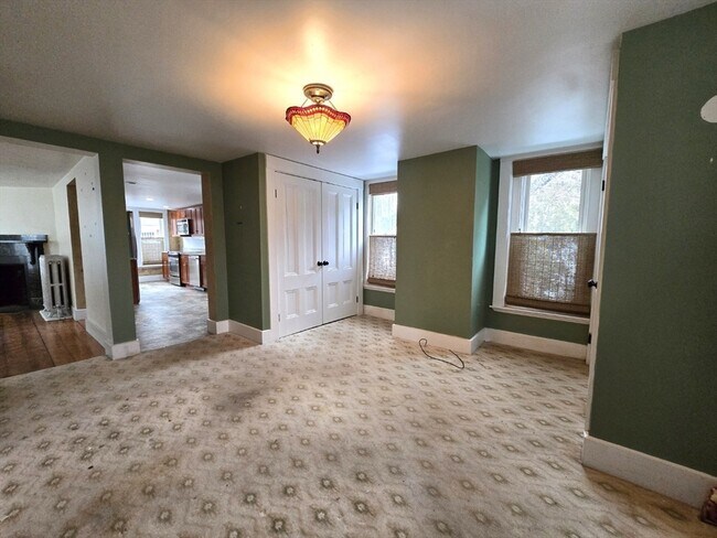 Foto del edificio - 303 Main St