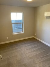 Building Photo - 20140 Reed Ln