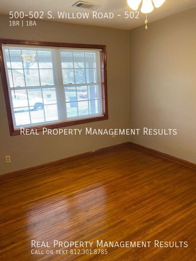 Foto del edificio - 500-502 S. Willow Road-502