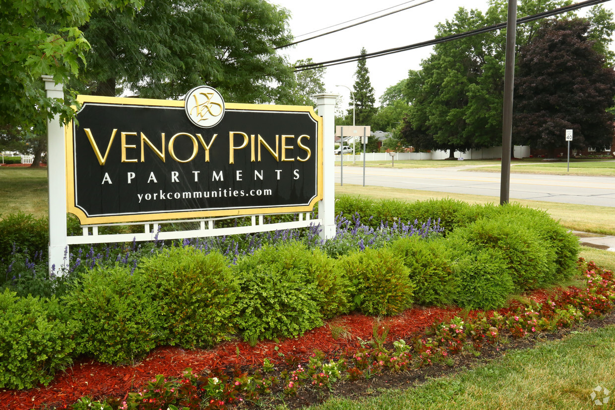 Foto principal - Venoy Pines Apartments