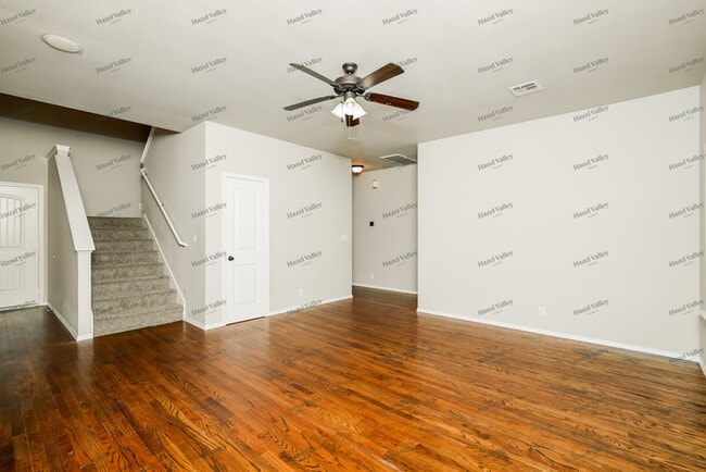 Building Photo - 2608 W Glendale St